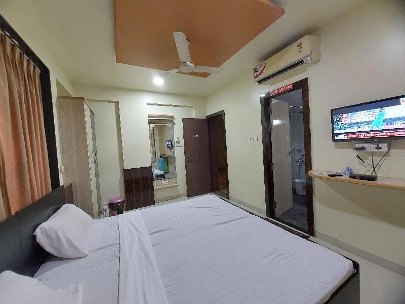 Super Hotel O Happy Homely Stay Near Pune Airport Khadki Zewnętrze zdjęcie